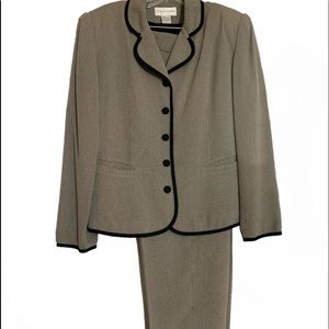 Casual Corner- Printed Casual Co-ord